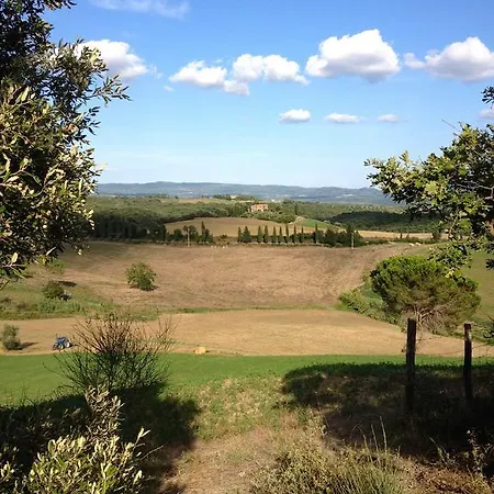 Oca Giuliva Bed & Breakfast Casale di Pari