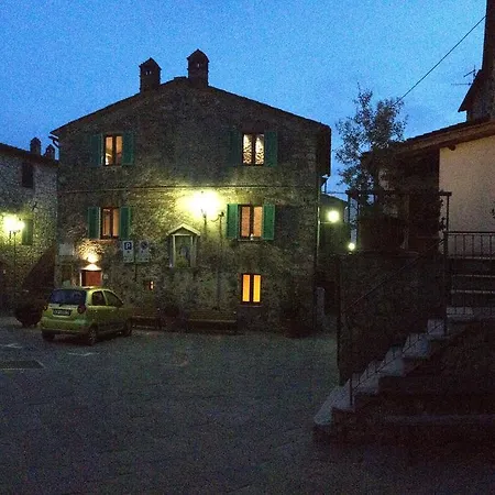 Oca Giuliva Bed & Breakfast Casale di Pari
